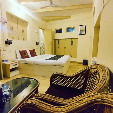 Yogi Soul Hotell Varanasi Eksteriør bilde