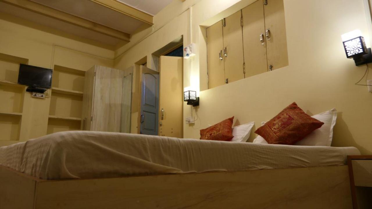 Yogi Soul Hotell Varanasi Eksteriør bilde
